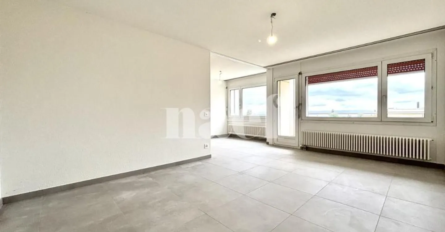 Appartement rénové 4.5 pièces - Photo 2 sur 7