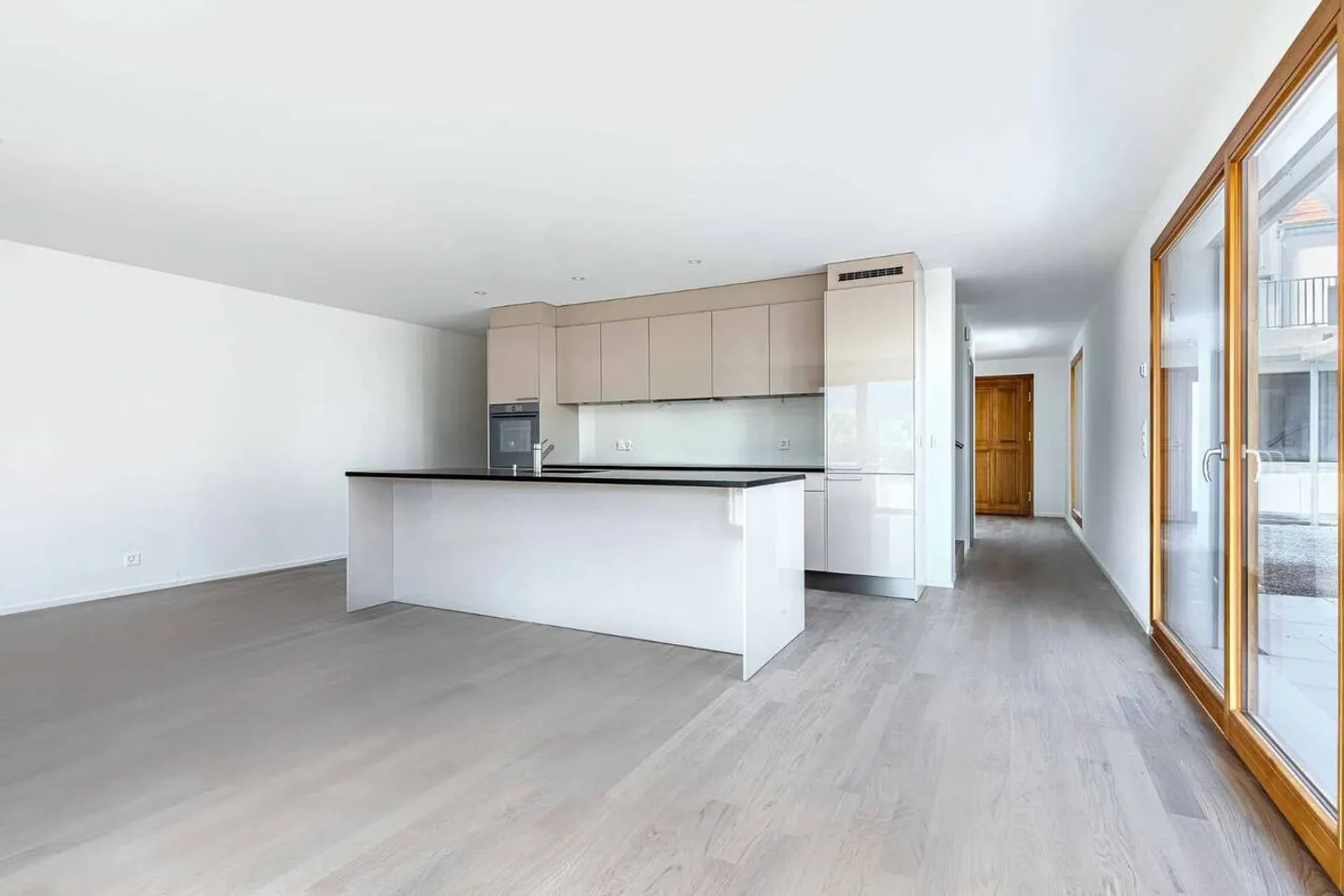 Familienhaus mit 4,5 Zimmern von gehobenem Standard - Foto 2 von 9