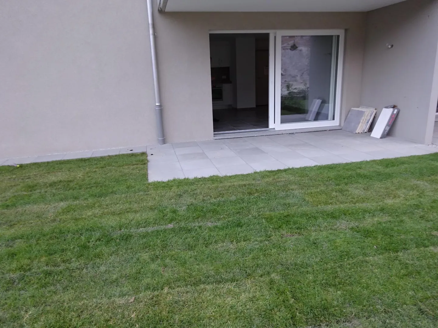 Apartment - Photo 7 of 8