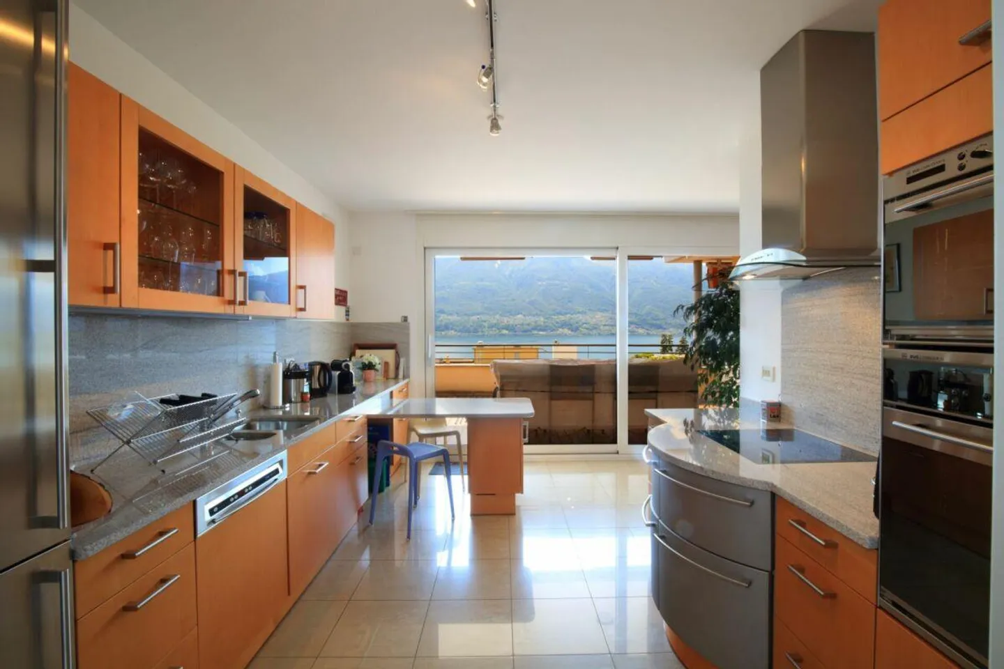 MINUSIO - Interessante Penthouse mit Seeblick - Foto 4 von 10