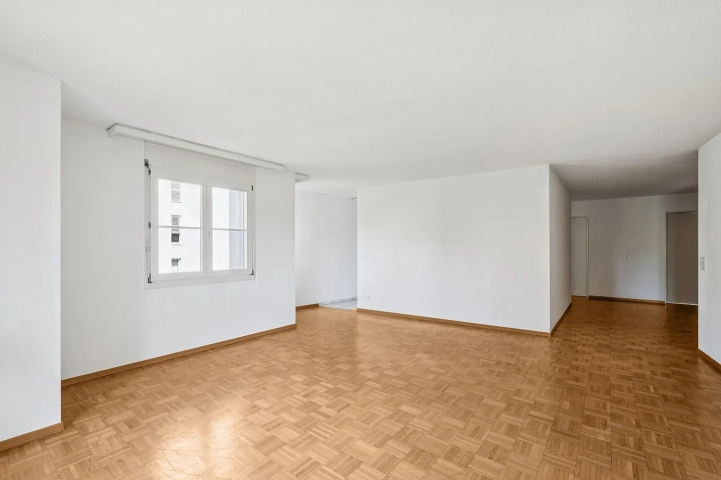 Geräumige Wohnung - Foto 3 von 10