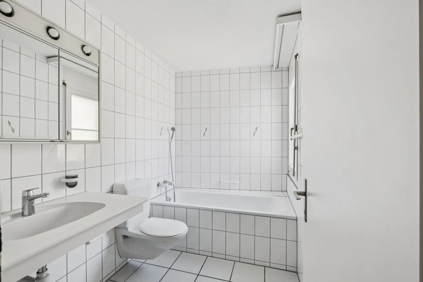 Geräumige Wohnung - Foto 8 von 10