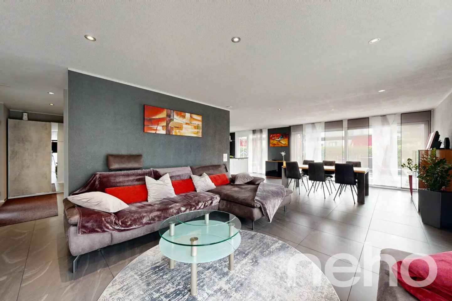 Casa moderna e luminosa con piscina, ambiente tranquillo garantito - Foto 5 di 13