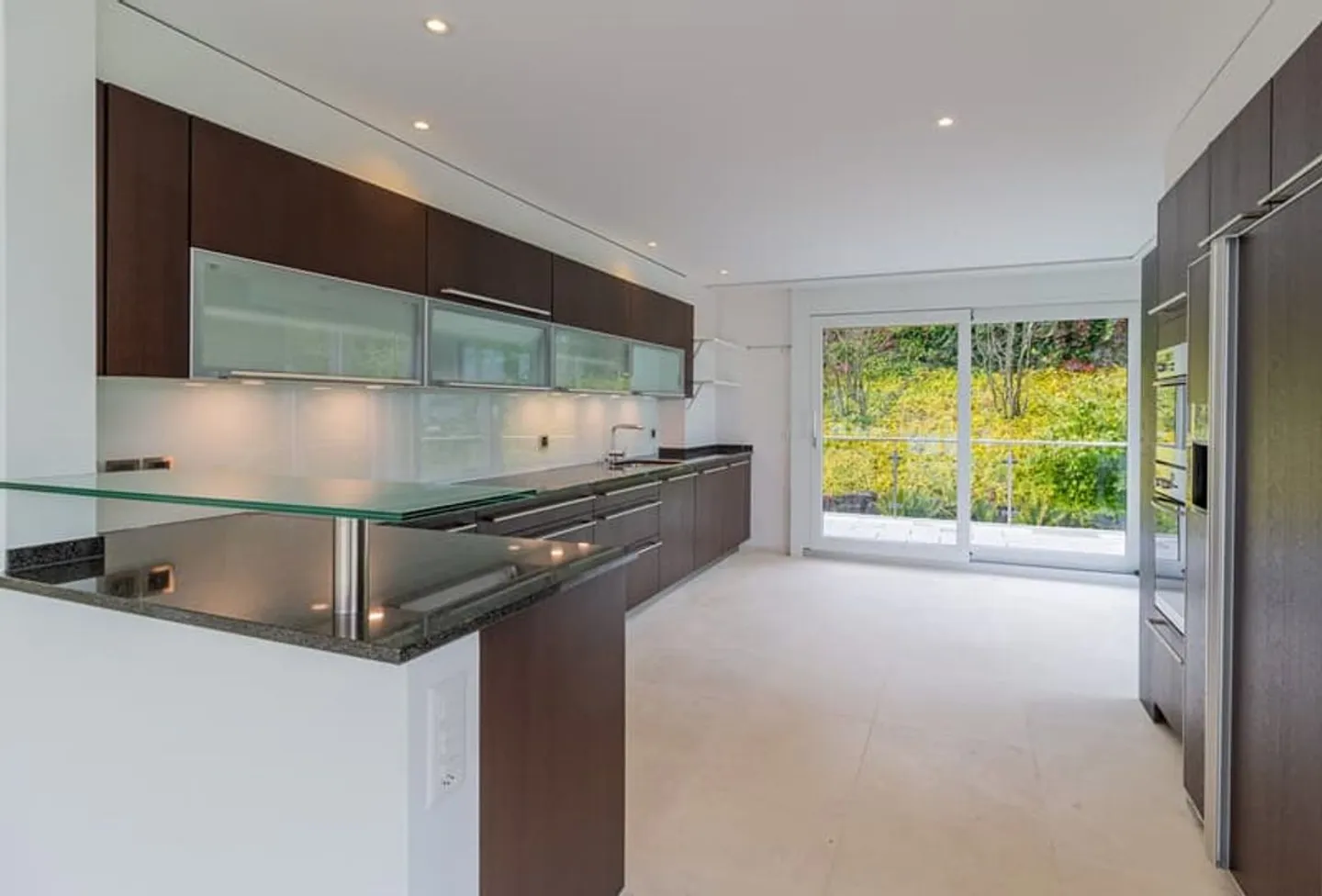 Apartment for rent - Photo 1 of 9