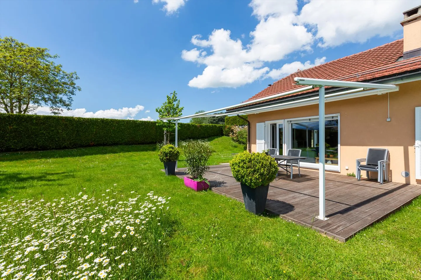 Wunderschöne individuelle Familienvilla in Blonay - Saint-Légier - Foto 1 von 18