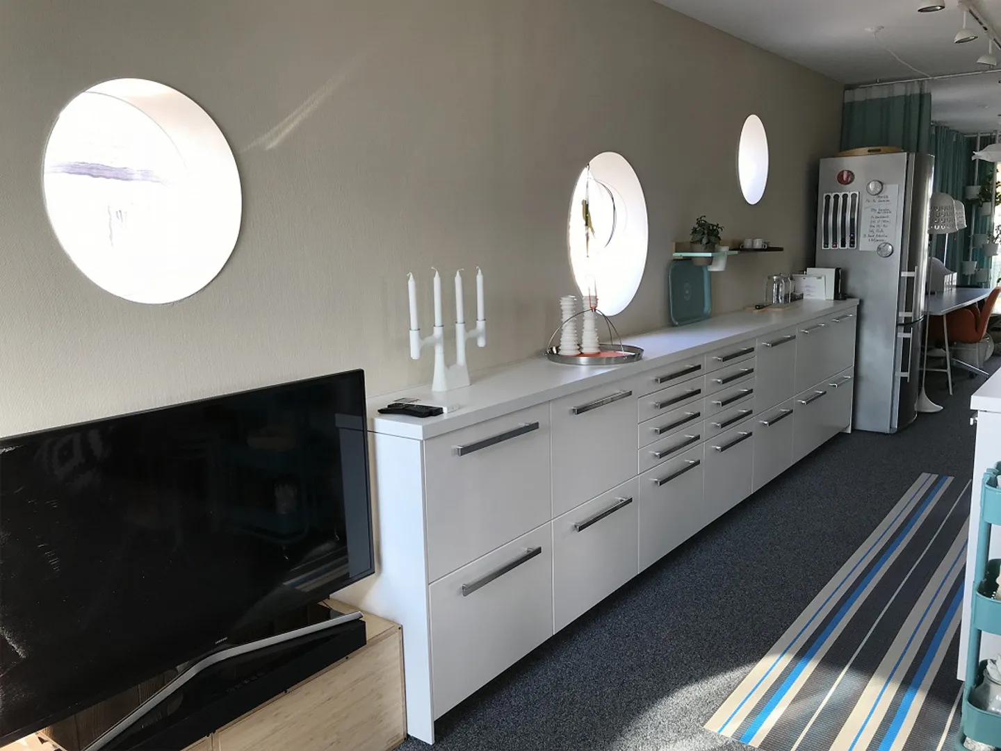 Fully equipped and furnished penthouse apartment near the train station - Photo 6 of 13