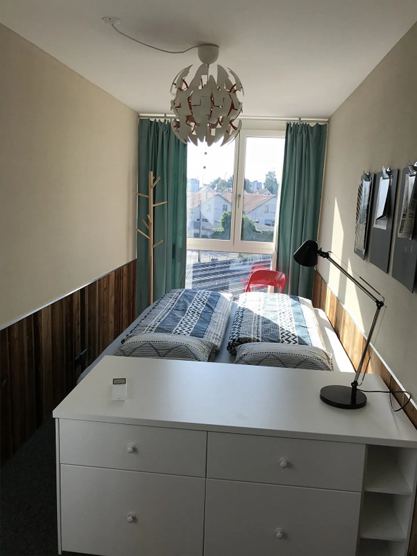 Fully equipped and furnished penthouse apartment near the train station - Photo 10 of 13