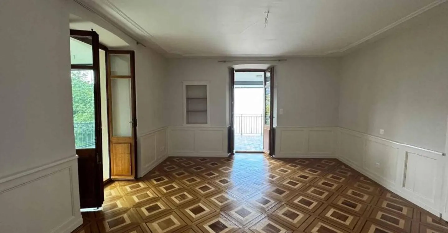 Magnificent 2.5-room apartment with lake view - 85m2 - Photo 8 of 10
