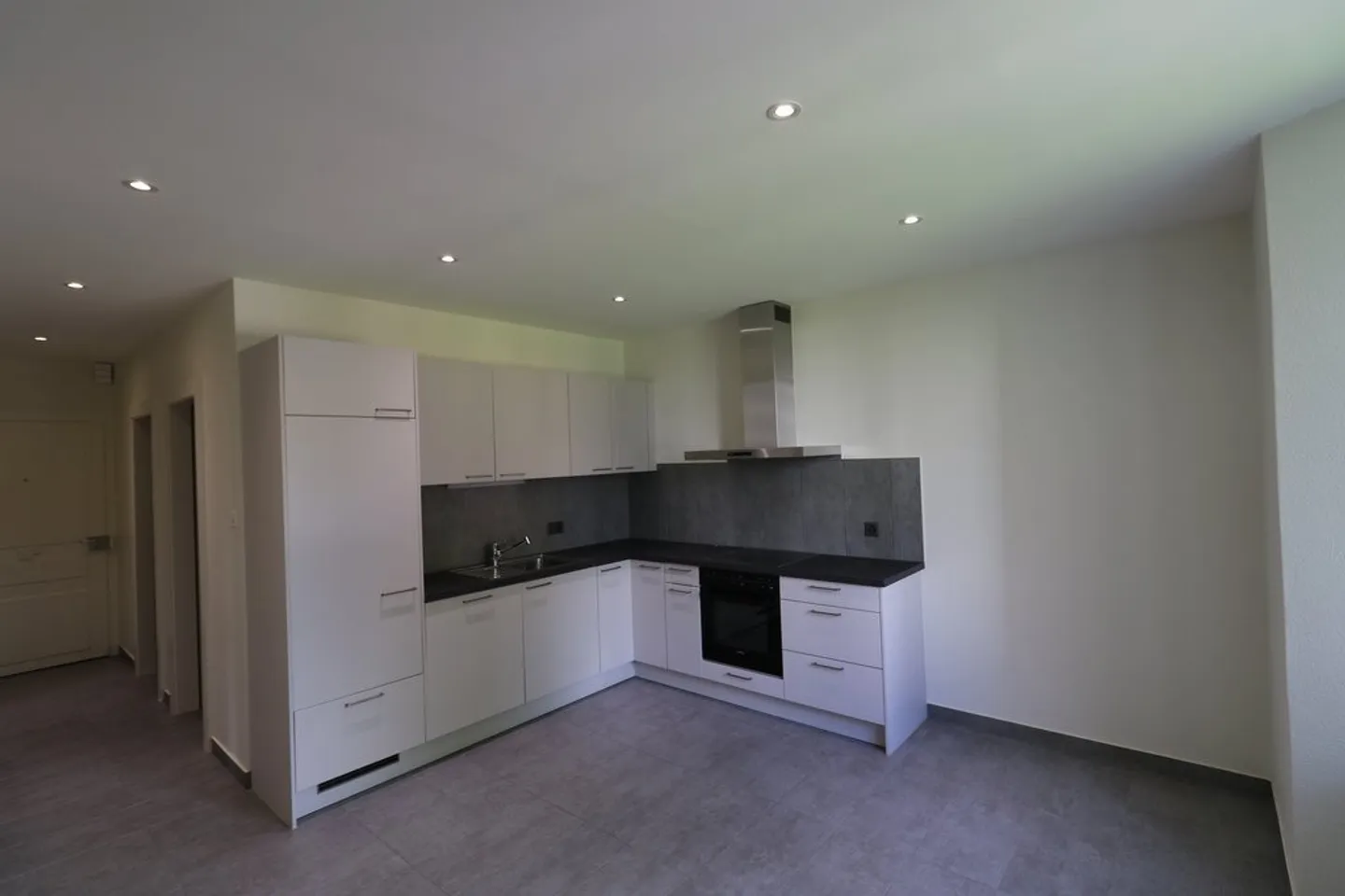 Charmant appartement 2 pièces - Photo 1 sur 9