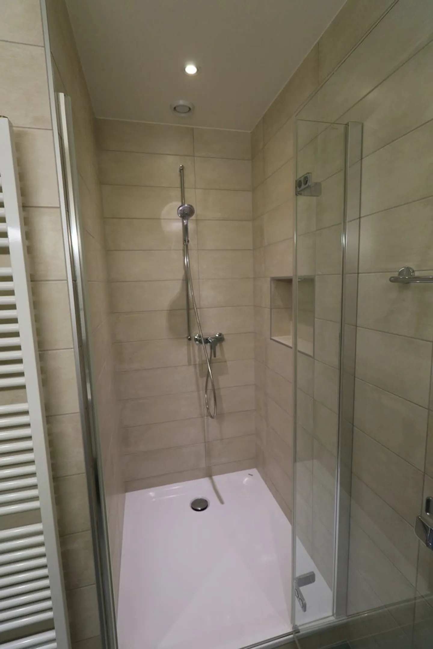 Charmant appartement 2 pièces - Photo 4 sur 9