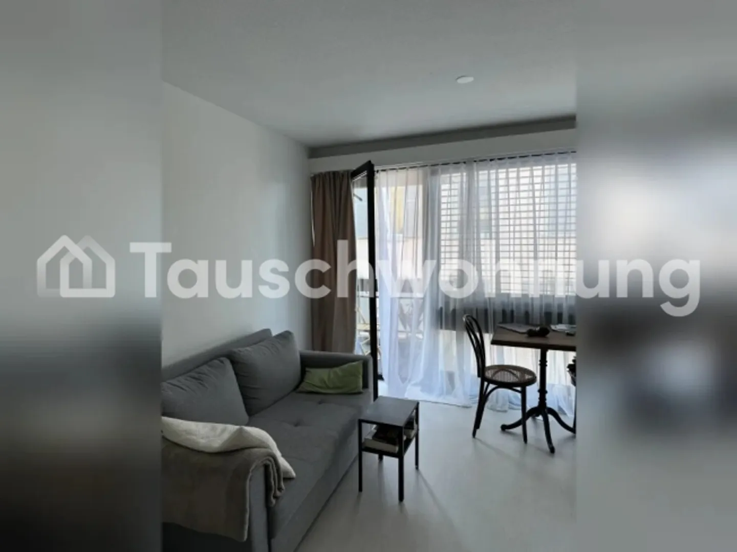 Camera in una confortevole condivisione di appartamento in un vecchio edificio su Langstrasse - Foto 1 di 1