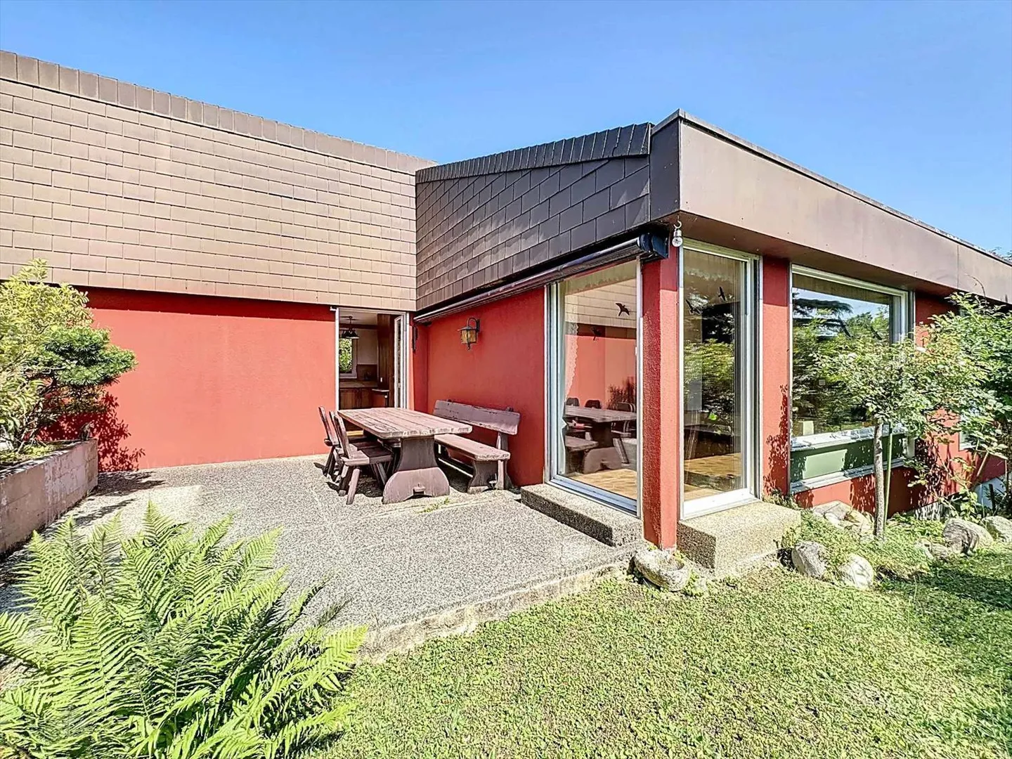 Detached house in the heart of Boudry - Photo 10 of 12