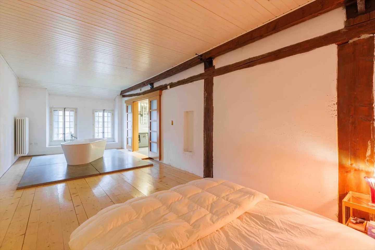 SULLENS, COUP DE COEUR! Maison villageoise très bien rénovée. - Photo 10 sur 13