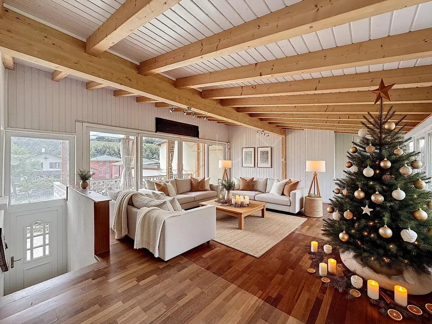 Casa unifamiliare con giardino e grande potenziale di ristrutturazione - Foto 1 di 13