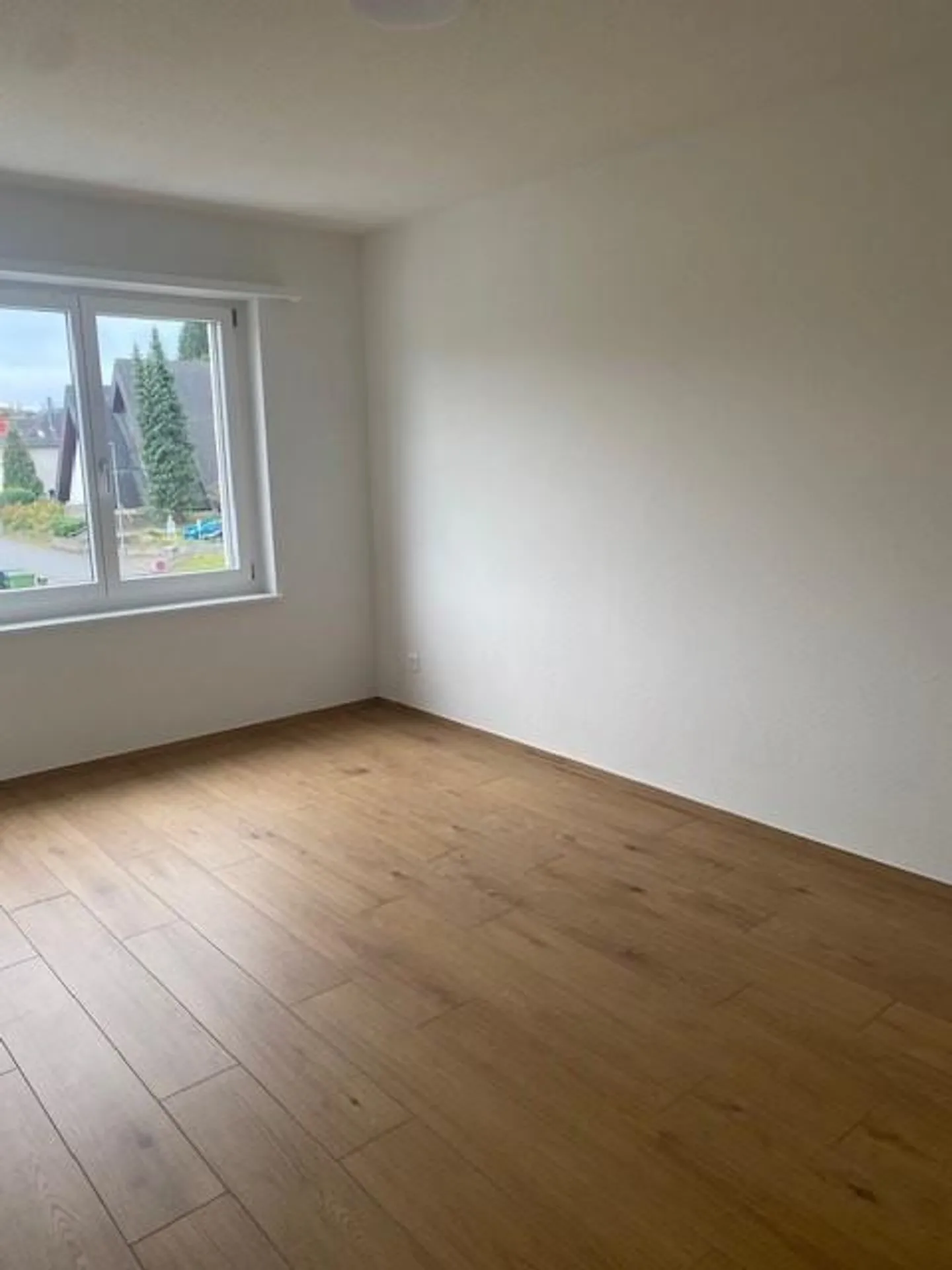 Appartamento ristrutturato di 3,5 locali al 2° piano a sinistra sul retro, Obj. 1021 - Foto 9 di 10