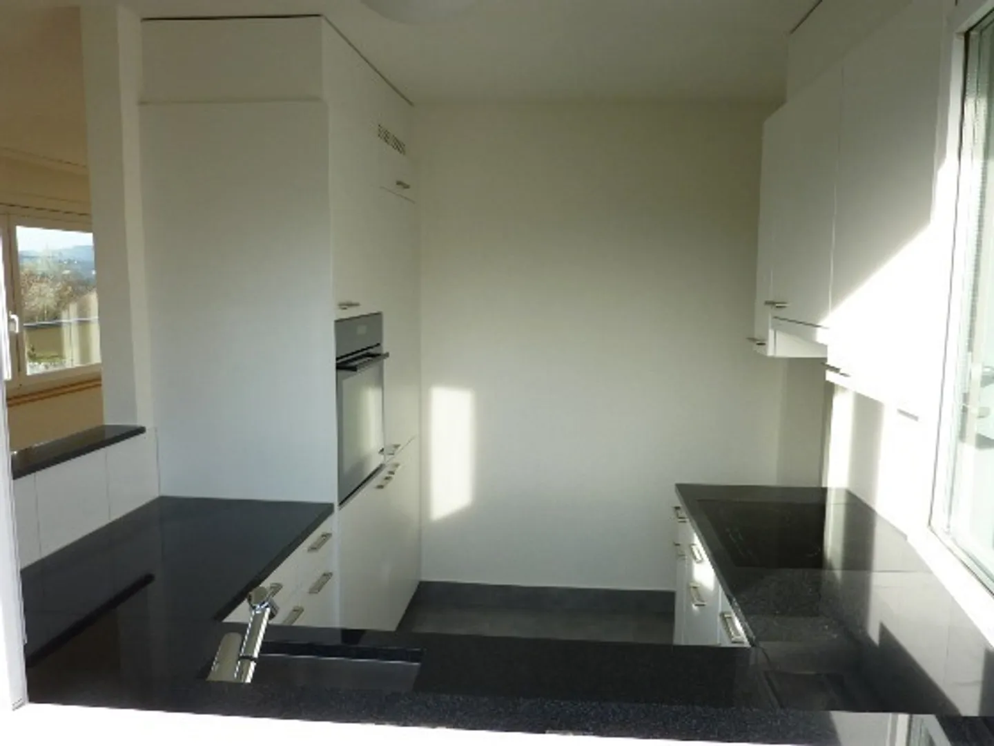 Cozy Apartment Near Limmat - Photo 3 of 8