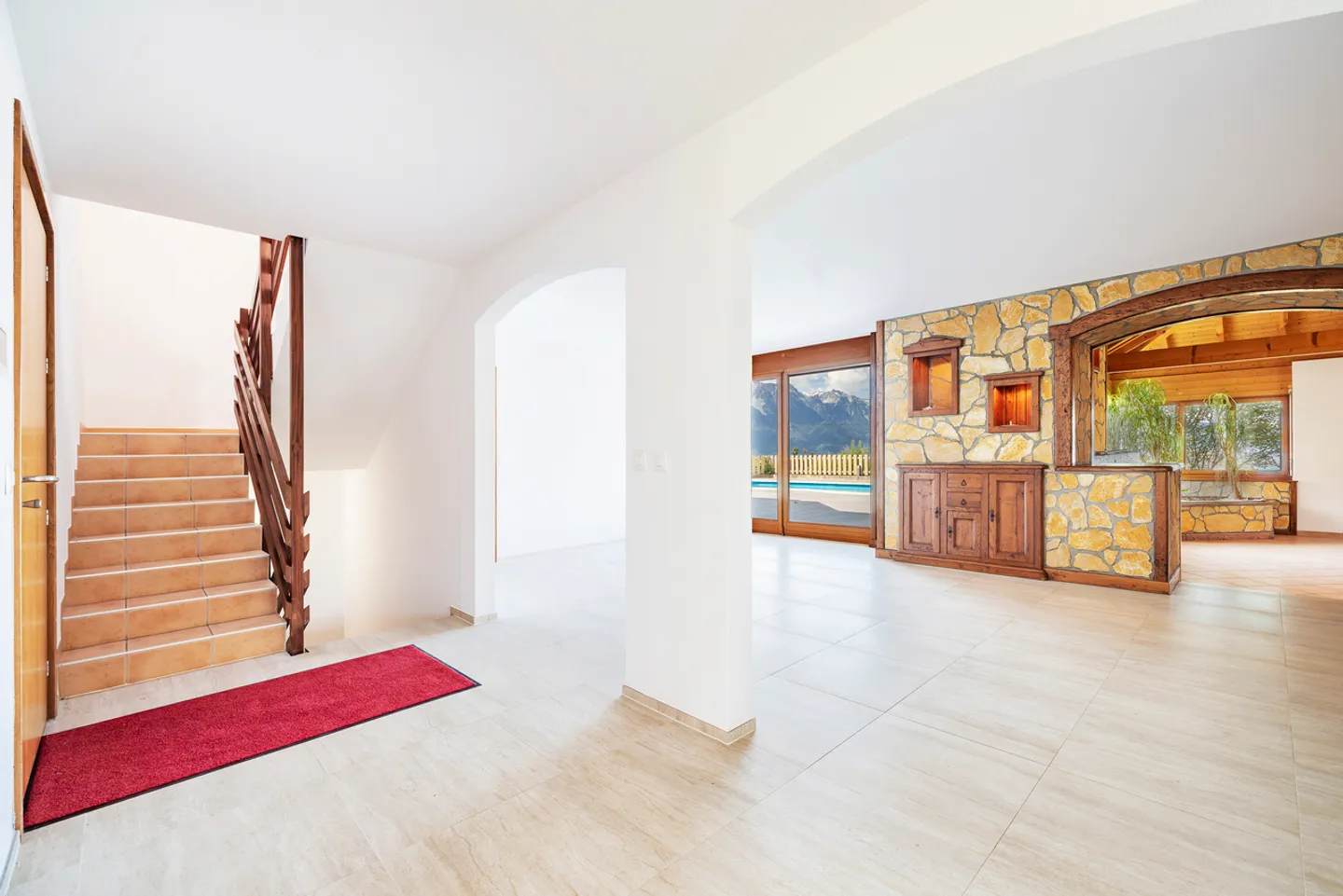Außergewöhnliche 9,5-Zimmer-Villa – Blick auf den See und die Berge an der Riviera - Foto 6 von 29