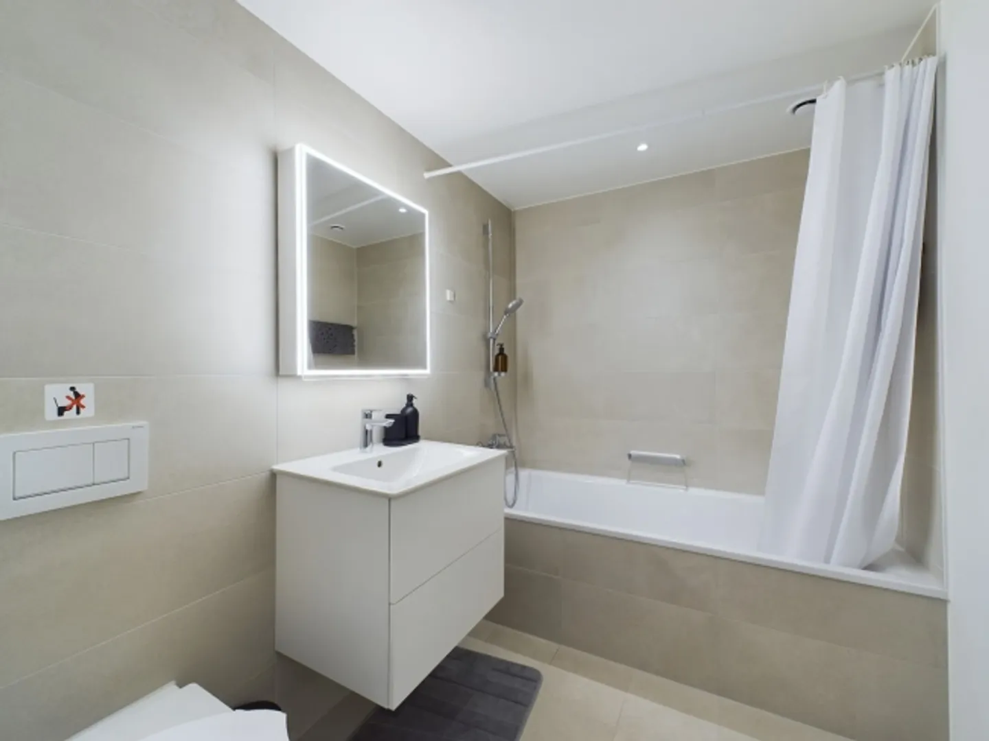 Appartamento moderno di 5,5 stanze a Neuhausen - Foto 9 di 11