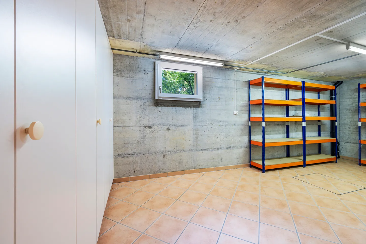 Außergewöhnliche 9,5-Zimmer-Villa – Blick auf den See und die Berge an der Riviera - Foto 27 von 29
