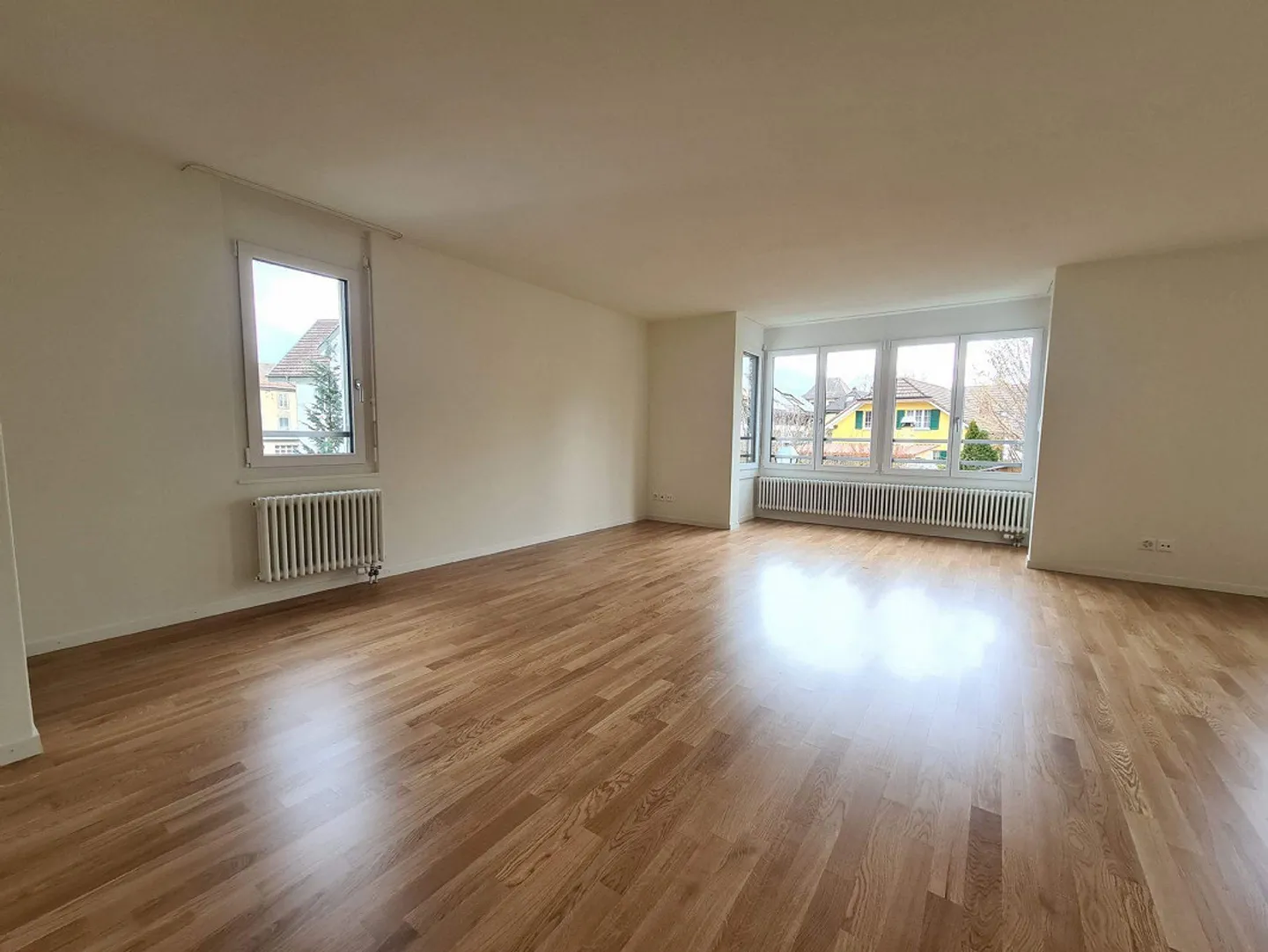 Appartement 3.5 pièces au 2ème étage avec sa propre buanderie - Photo 4 sur 8