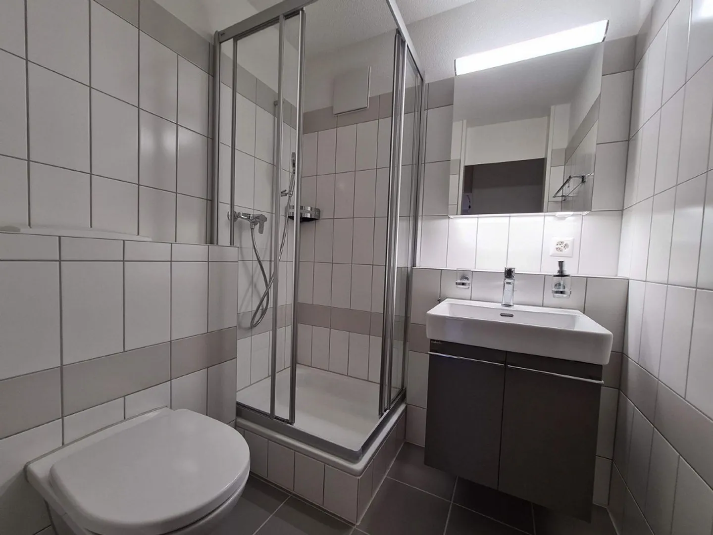 Appartement 3.5 pièces au 2ème étage avec sa propre buanderie - Photo 7 sur 8