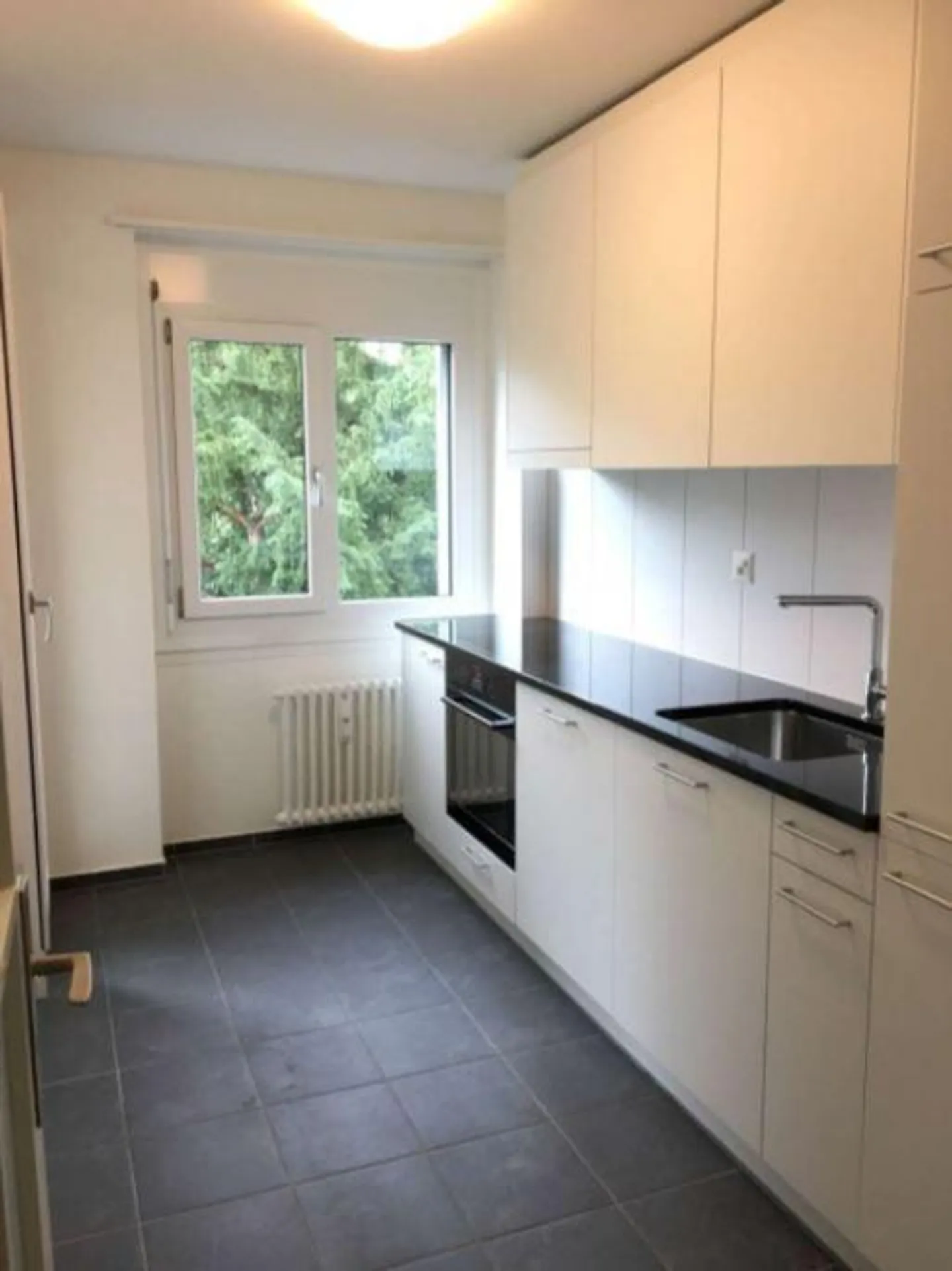 Appartement central près de l'autoroute, du centre-ville et de la gare - Photo 3 sur 7