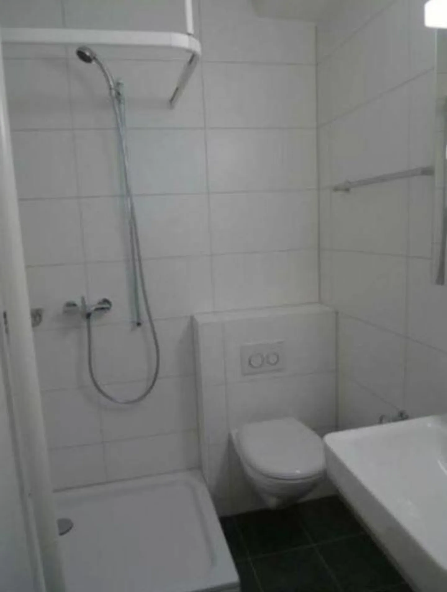 Appartement central près de l'autoroute, du centre-ville et de la gare - Photo 4 sur 7