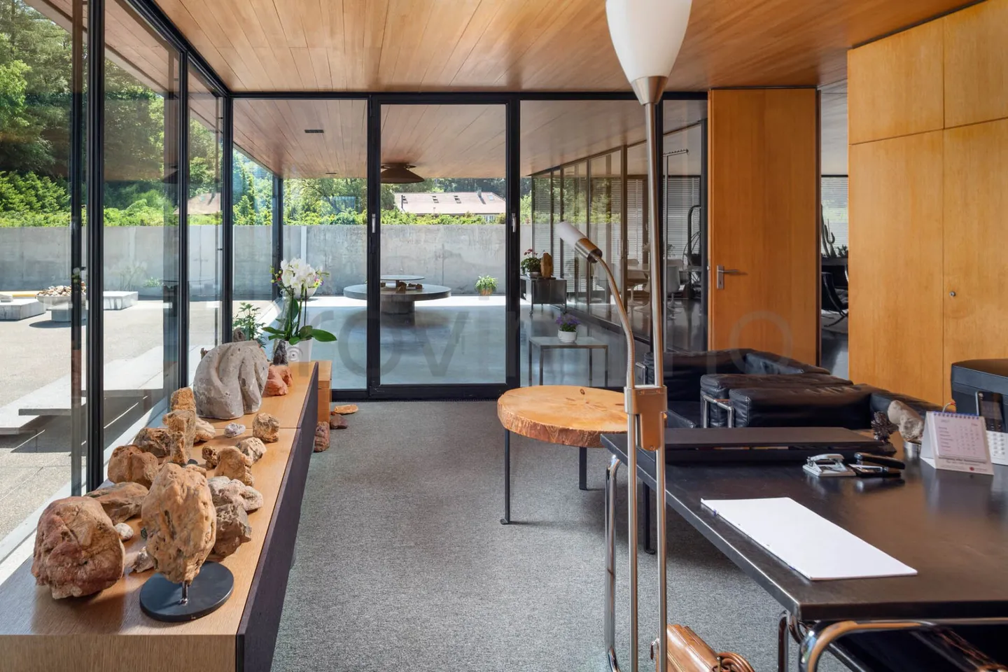 Architectural Masterpiece for Design Lovers - Photo 10 of 17