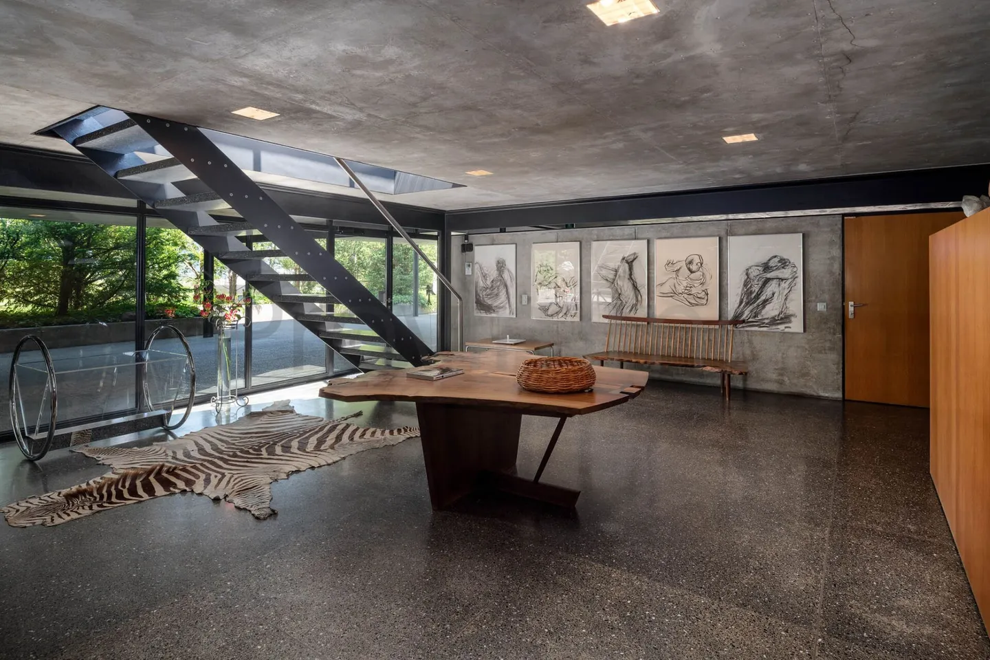 Architectural Masterpiece for Design Lovers - Photo 12 of 17