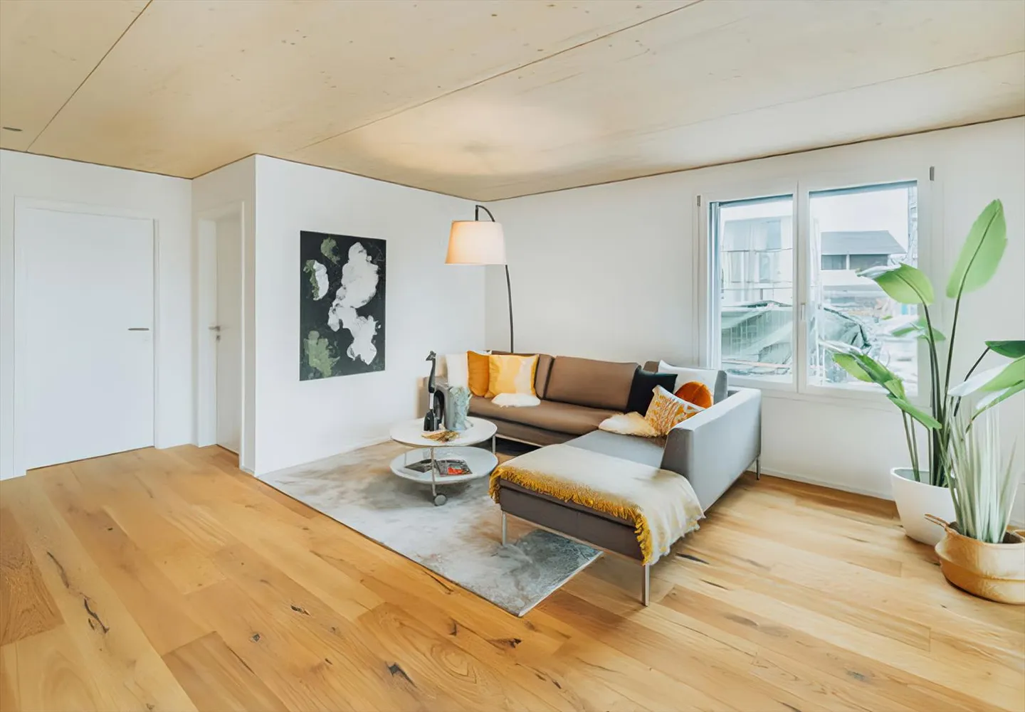 First rental 4.5-room apartment with terrace - Photo 5 of 12