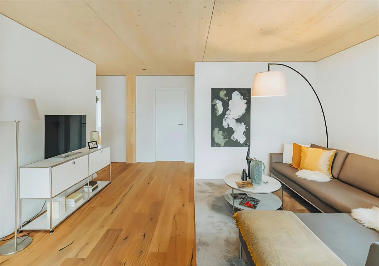 First rental 4.5-room apartment with terrace - Photo 7 of 12