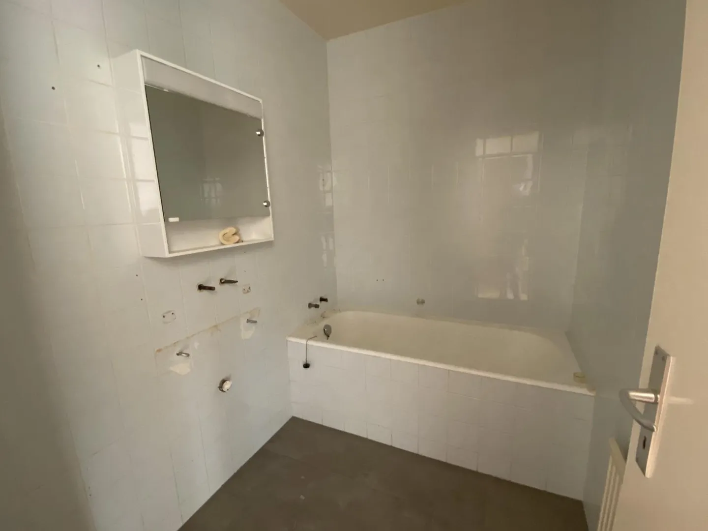 Appartement 3.5 pièces rénové - Photo 3 sur 4