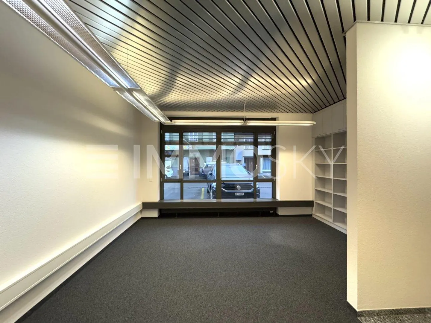 Office 7.5 rooms - Photo 4 of 5