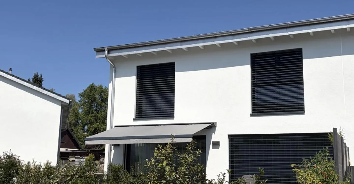 OPPORTUNITY - Semi-Detached Villa - Photo 8 of 9