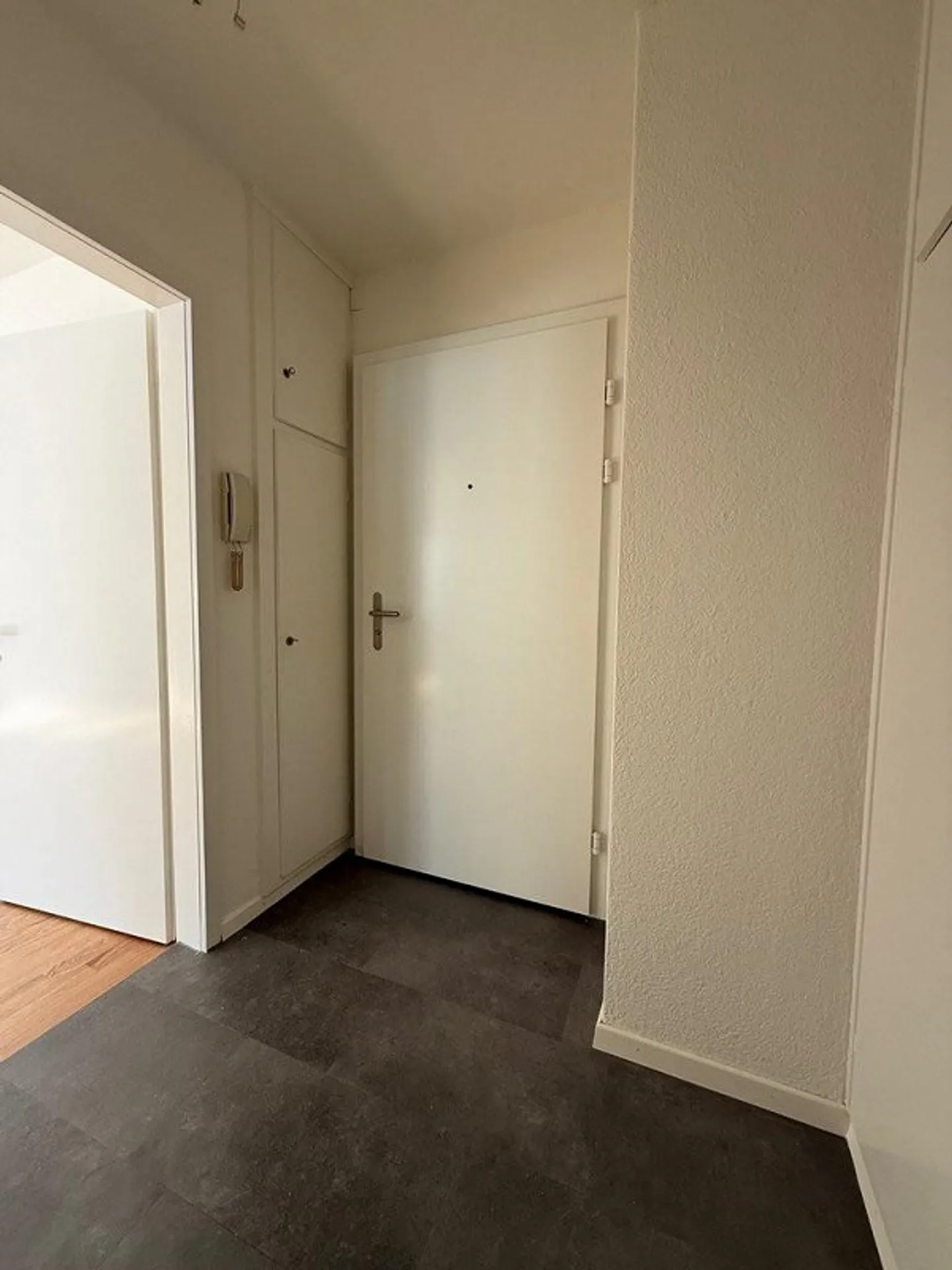 Cozy 1-room apartment for rent in residential area - Photo 6 of 6