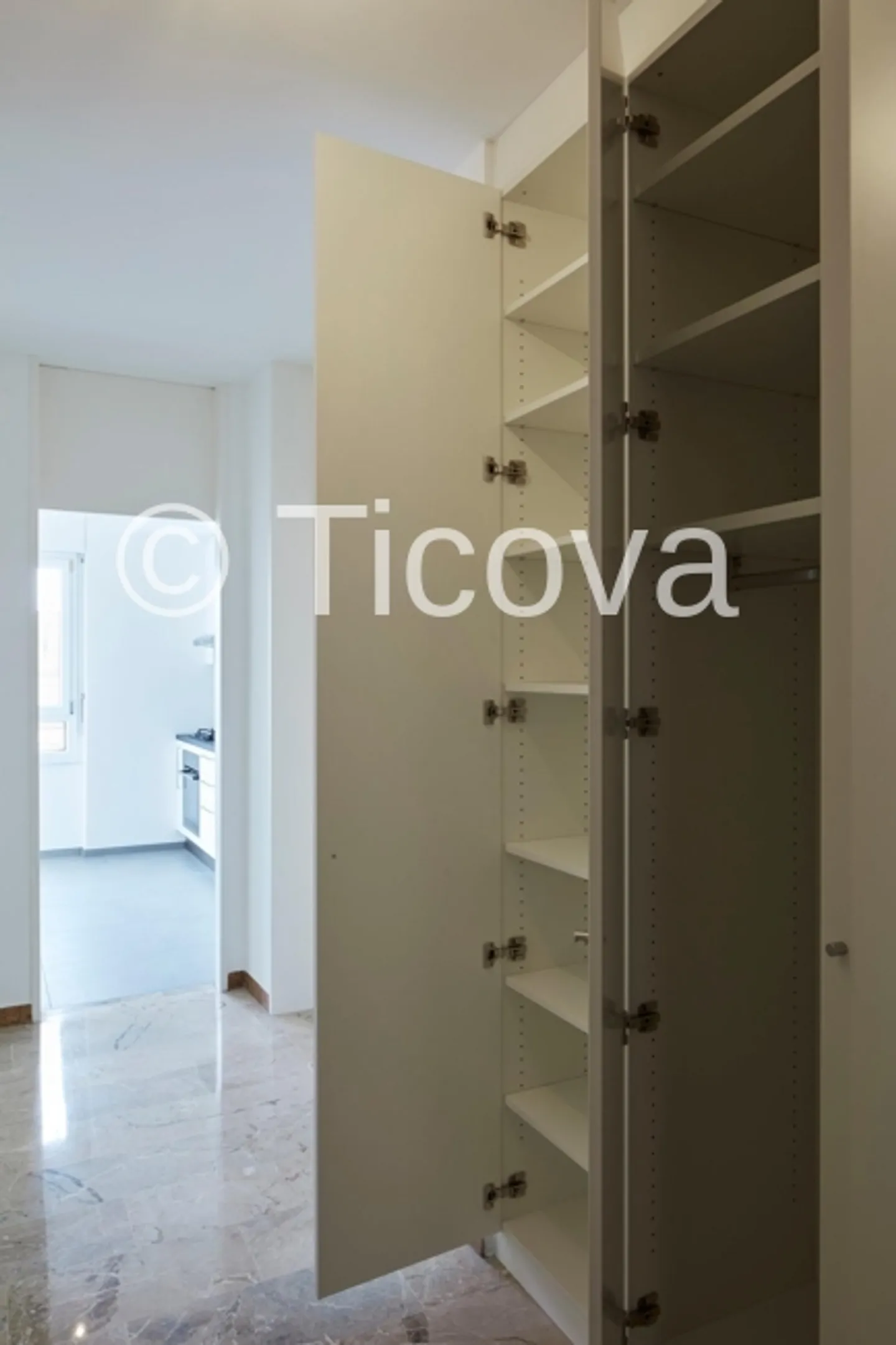 Renovated Apartment in Lugano - Photo 9 of 9