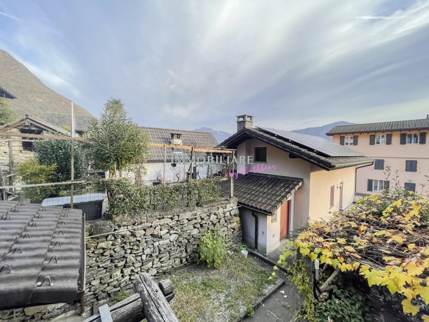 Einfamilienhaus kaufen - Foto 1 von 13