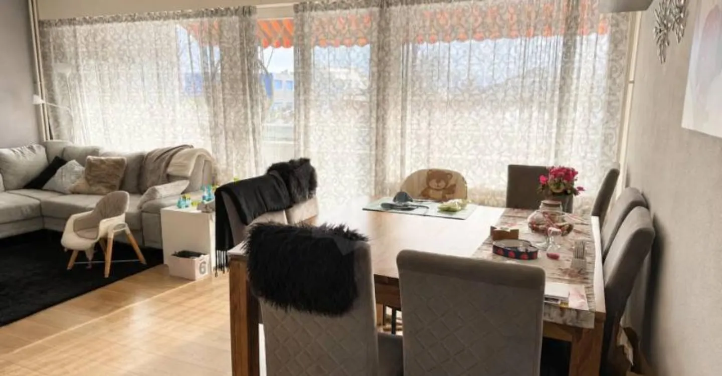 Angenehme Wohnung - Rolle - Foto 2 von 6
