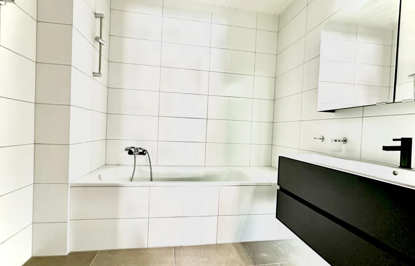 Villa a schiera (d'angolo) - Foto 5 di 8