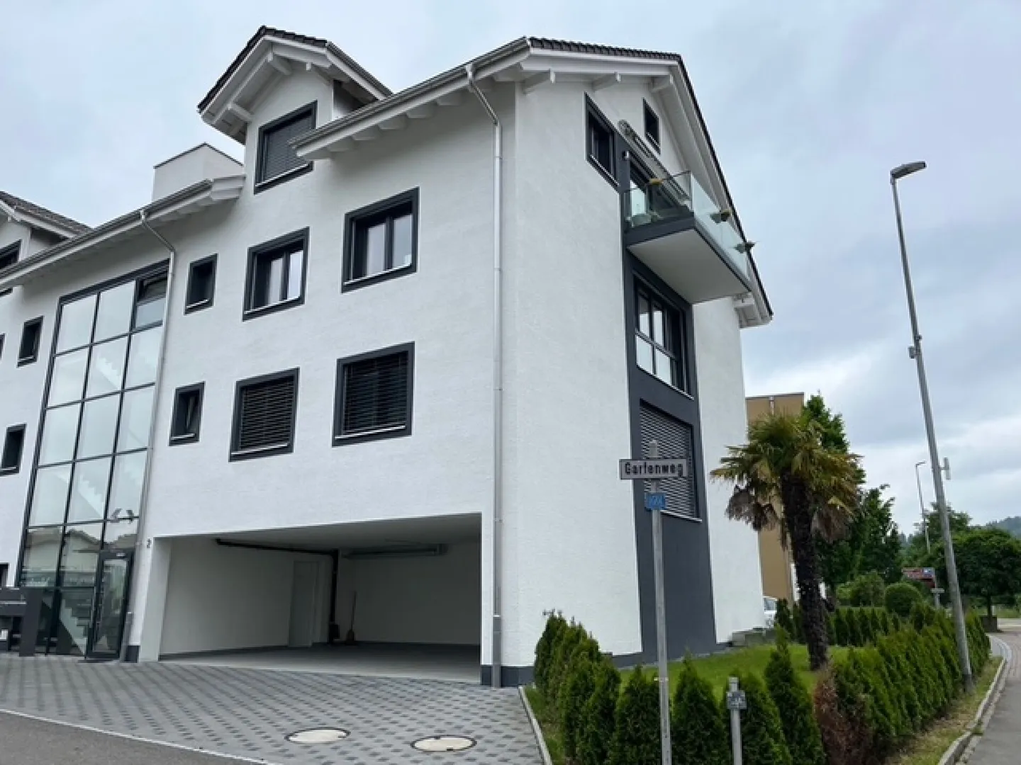 4.5 Room Apartment with Office Space - Photo 1 of 8