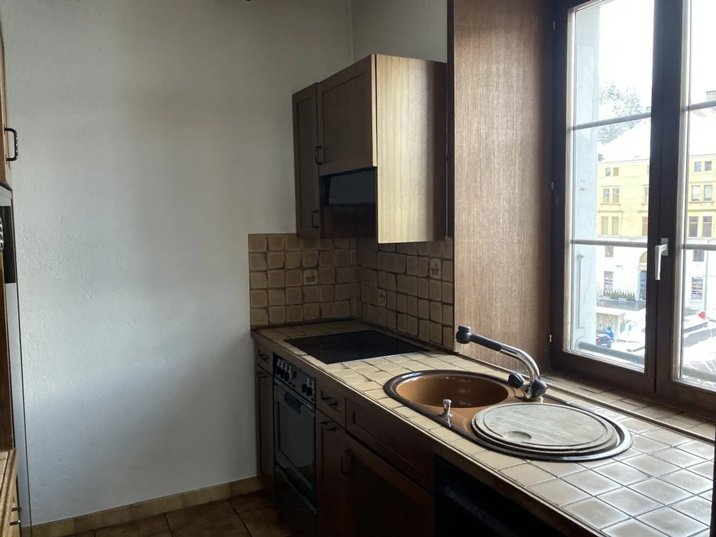 BEAUTIFUL APARTMENT FOR RENT WITH 3.5 ROOMS - Photo 1 of 11