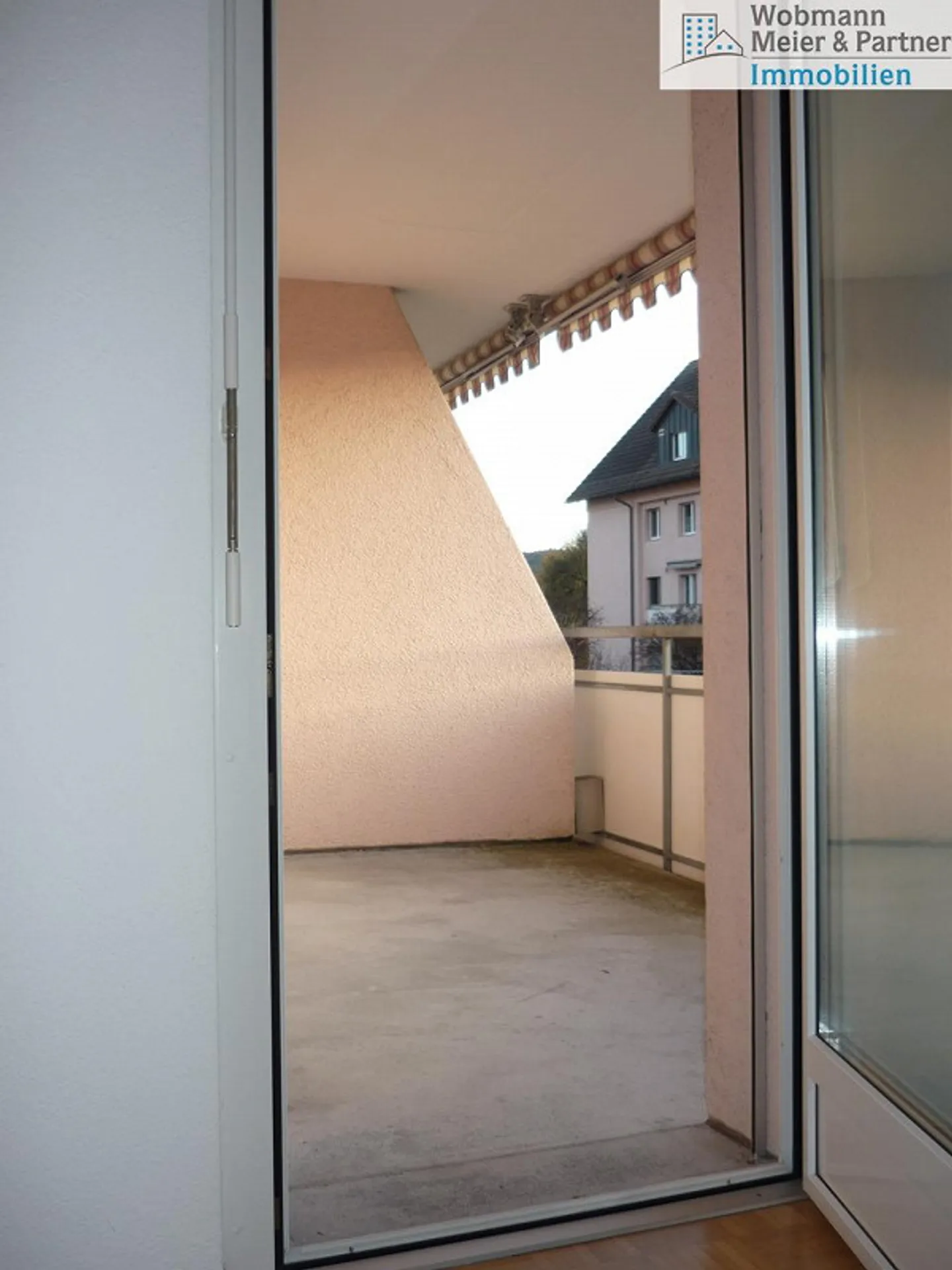 Appartement lumineux en périphérie de Dübendorf - Photo 3 sur 12