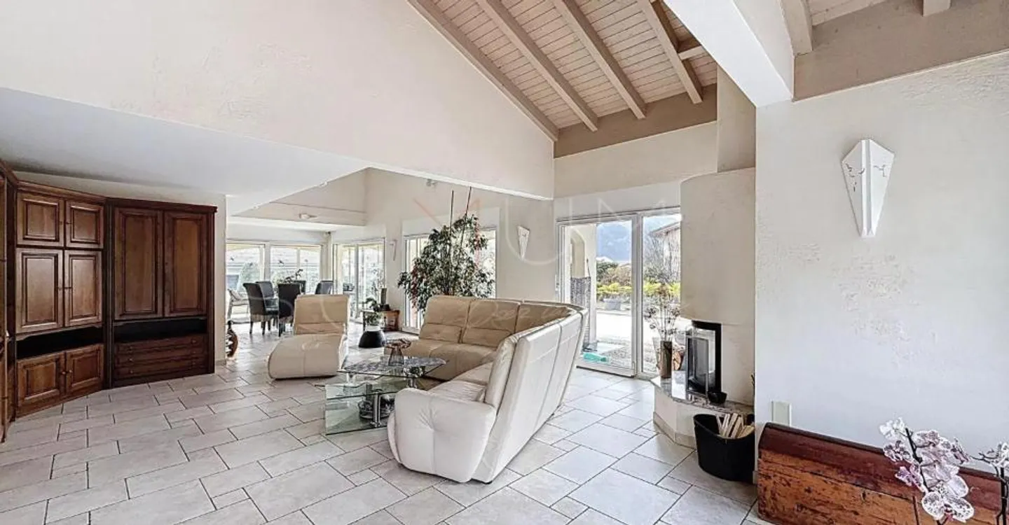 Maison individuelle avec piscine - Photo 7 sur 13