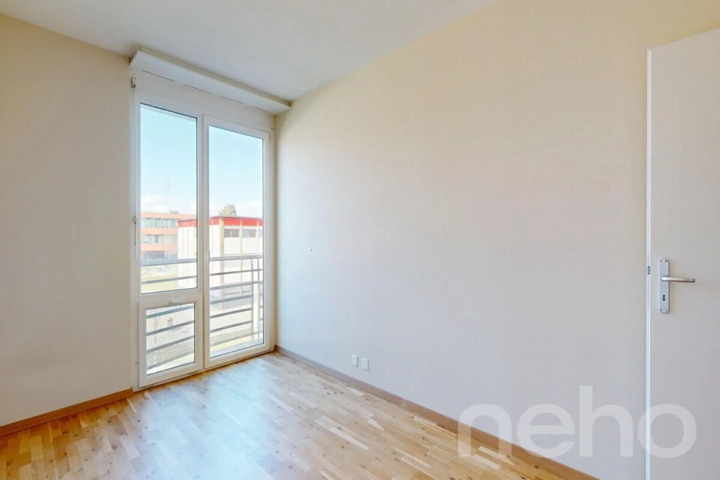 Appartement ensoleillé près du tram - Photo 8 sur 12