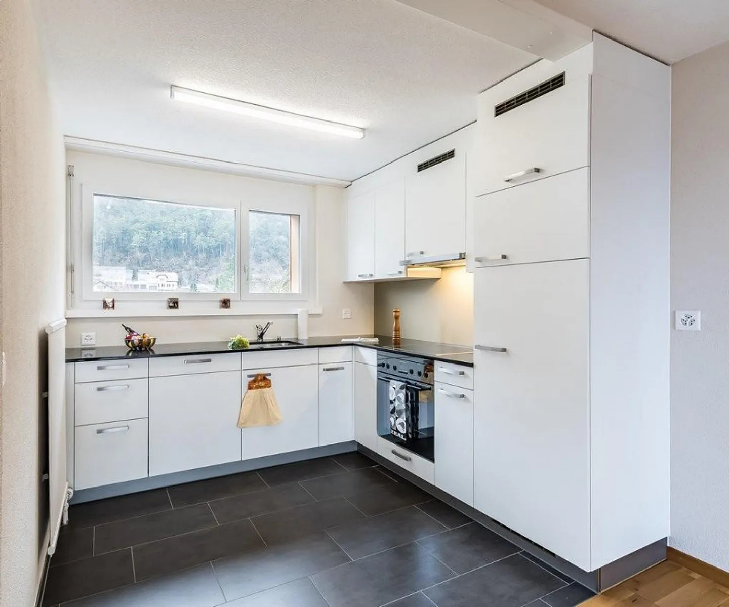 Here ends your apartment search - Photo 6 of 9