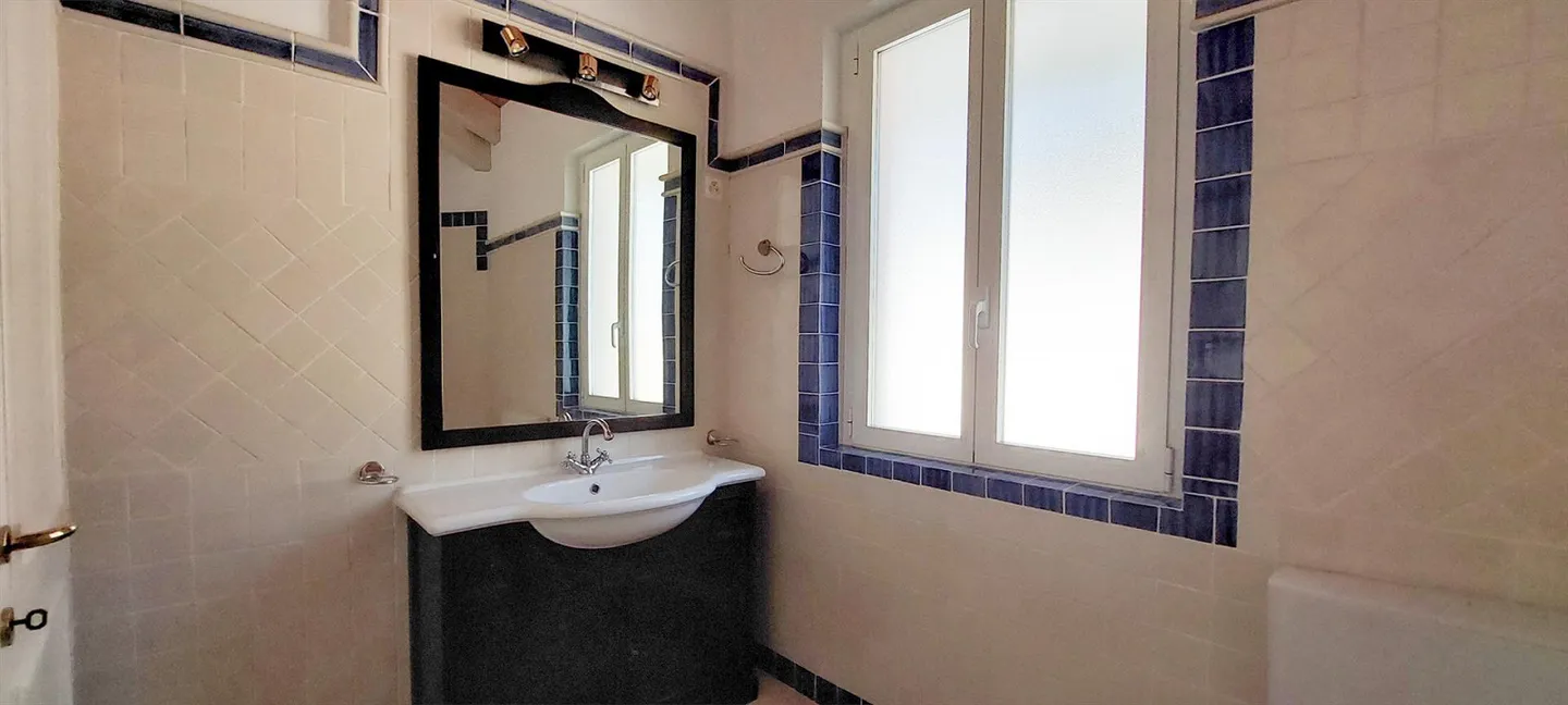 Solduno - wunderschöne 2.5 + Büro von 107 m2 (Ref. 387-9) - Foto 10 von 18