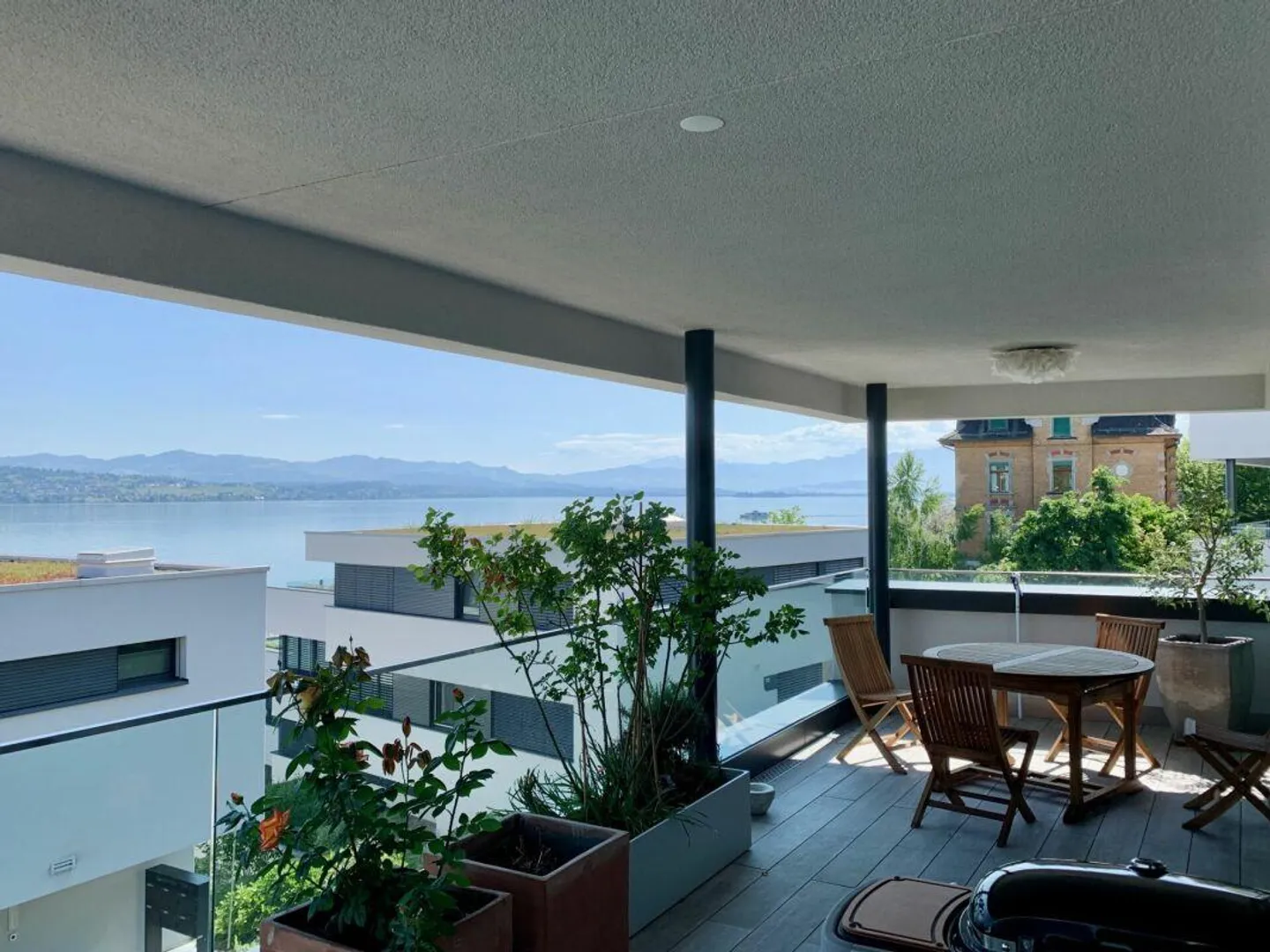 Appartement exclusif de 5,5 pièces avec vue sur le lac à Richterswil - Photo 1 sur 11