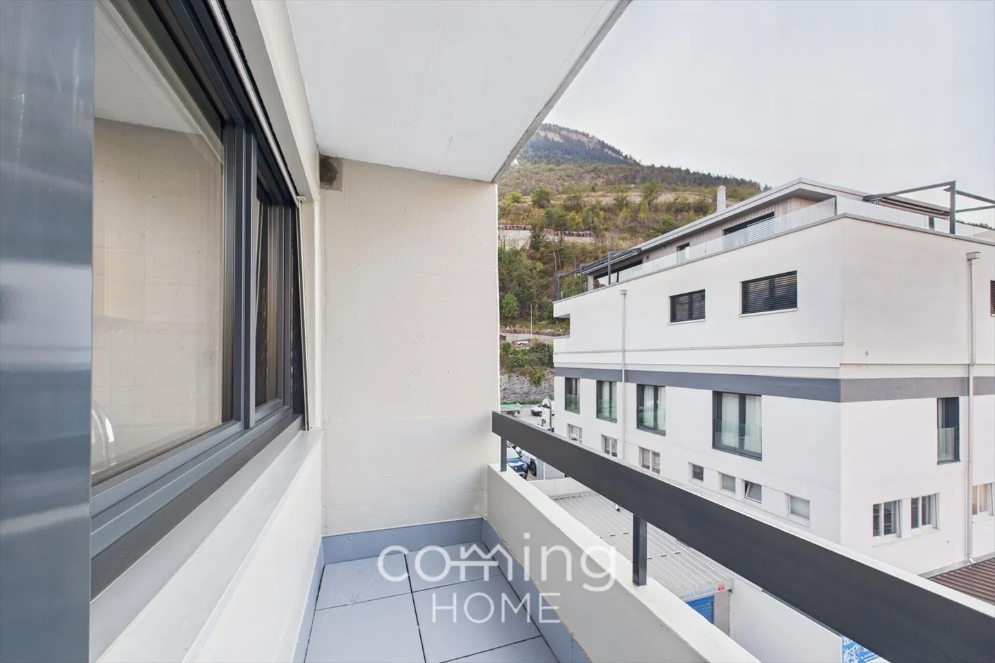 Appartement moderne de 4,5 pièces à Visp - situé au centre et fraîchement rénové - Photo 11 sur 12