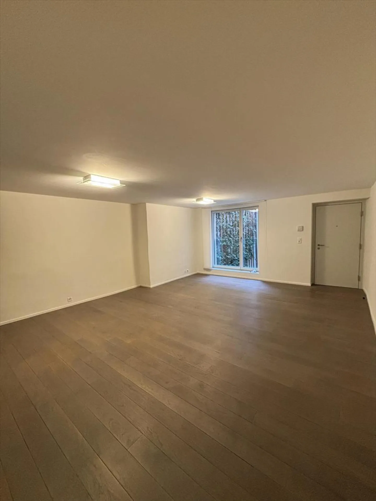 Ufficio nel centro città di Neuchâtel - Foto 3 di 13