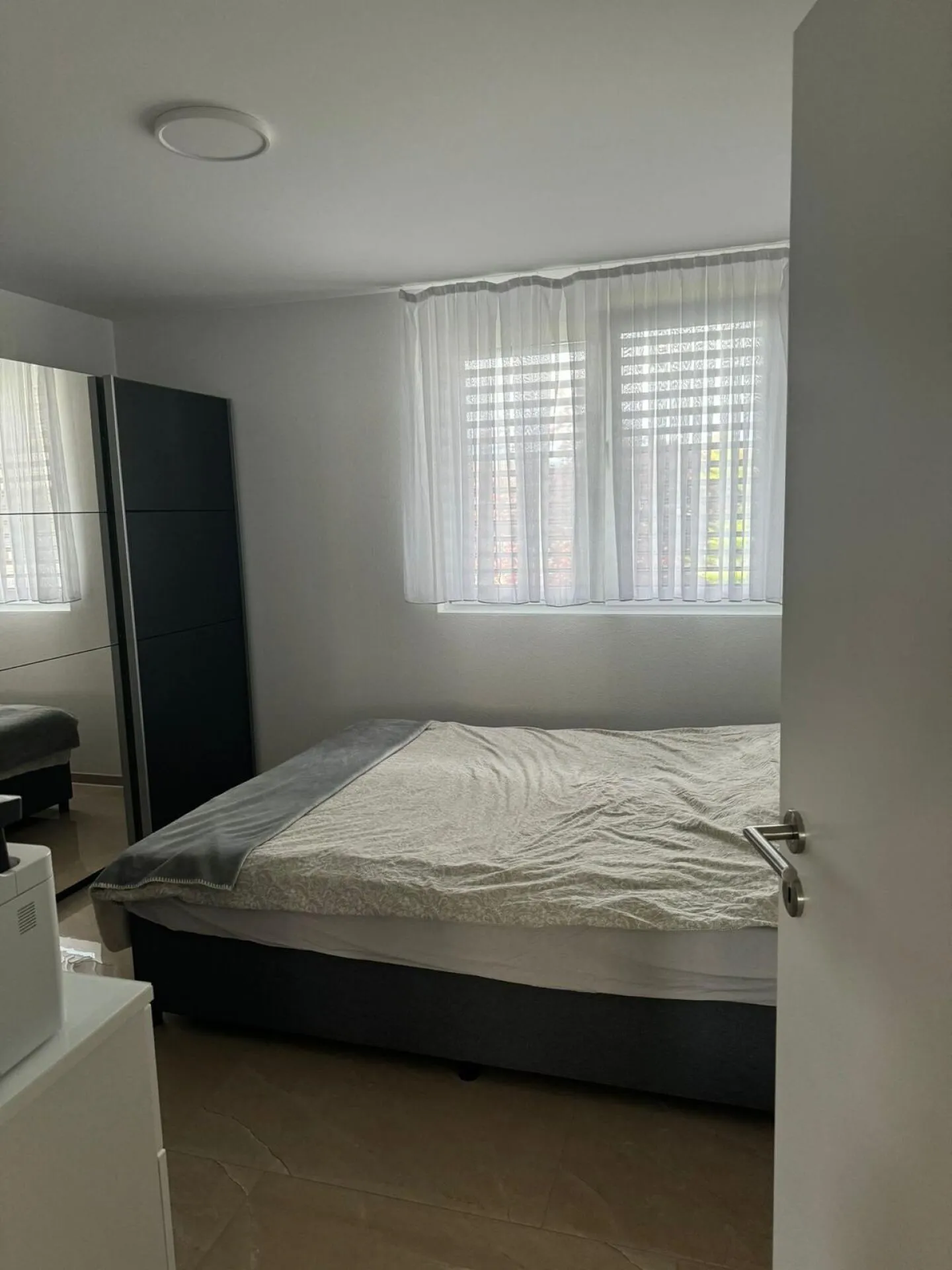 4.5 Room Apartment with Office Space - Photo 3 of 8